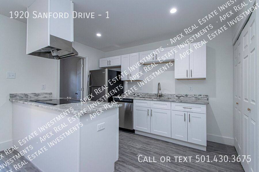 Townhouse for rent at 1920 Sanford Dr, Little Rock, AR 72227