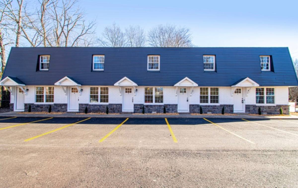 Apartment for rent at 300 SW 4th St, Bryant, AR 72022