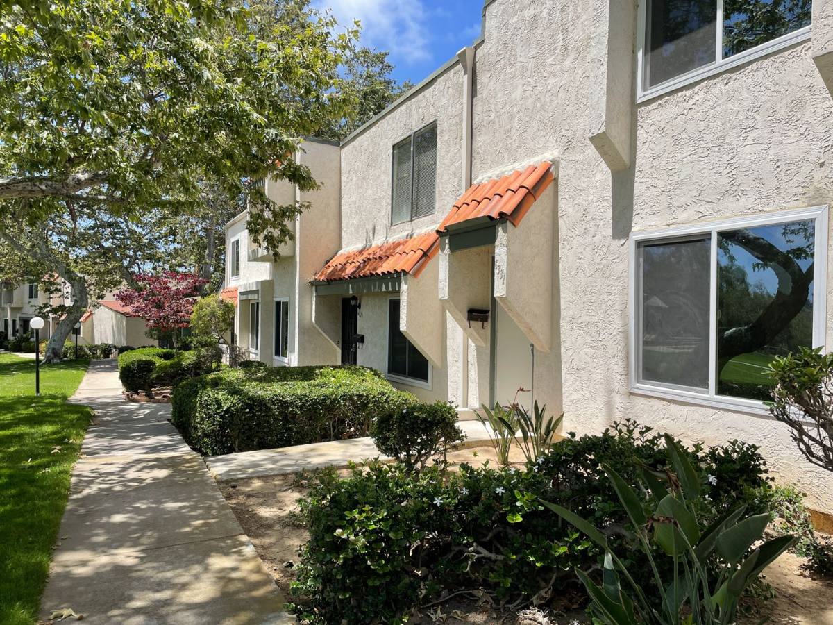 Condo for rent at 6331 Dinamica Way, San Diego, CA 92111