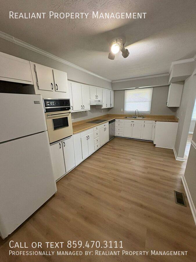 Apartment for rent at 2180 Winterberry Dr #A, Lexington, KY 40504