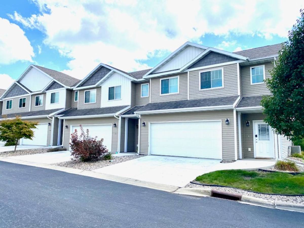 Townhouse for rent at 124 Osprey Path, Mankato, MN 56001