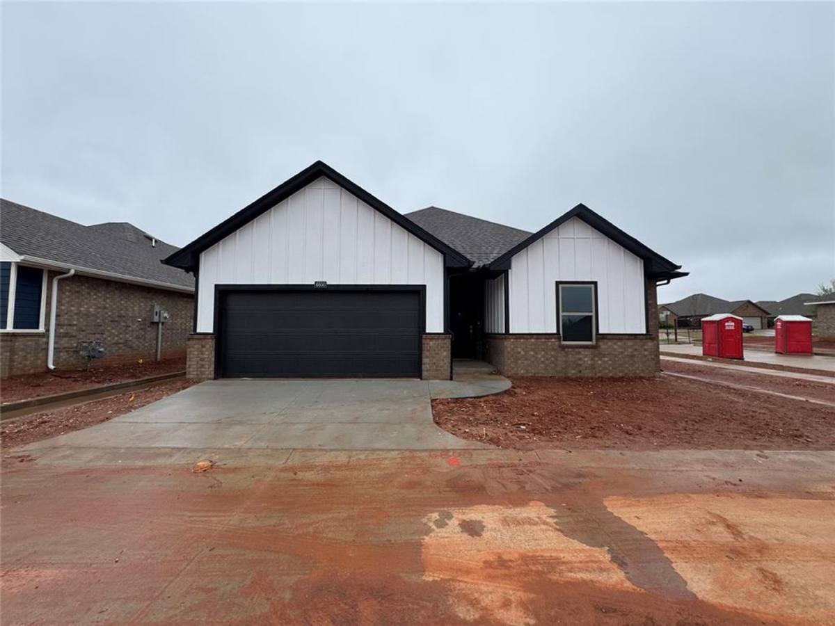 House for rent at 6821 Labelle Dr, Oklahoma City, OK 73132