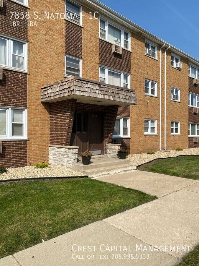 Apartment for rent at 7858 S Natoma Ave #1D, Burbank, IL 60459