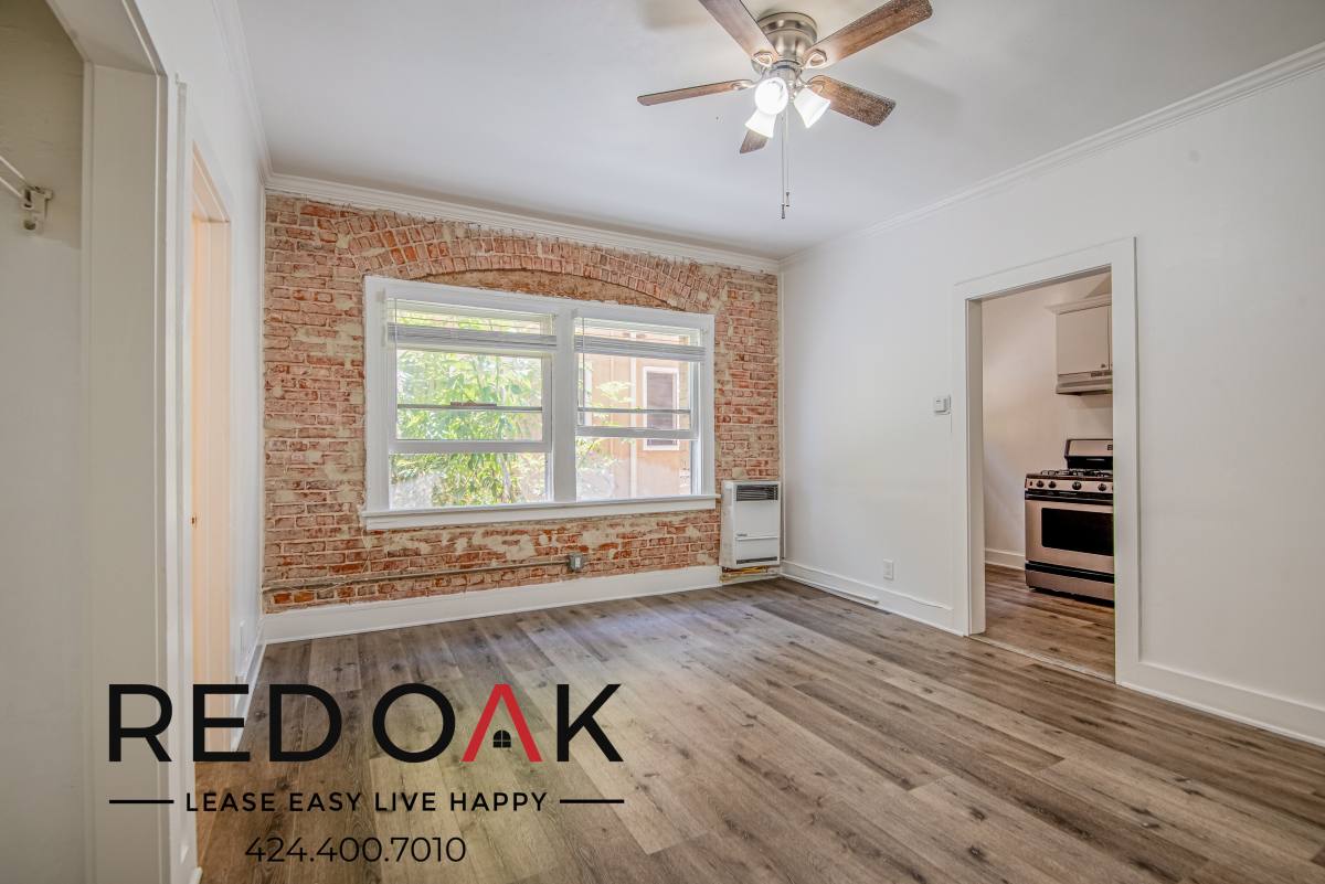 Apartment for rent at 728 S Berendo St #305, Los Angeles, CA 90005