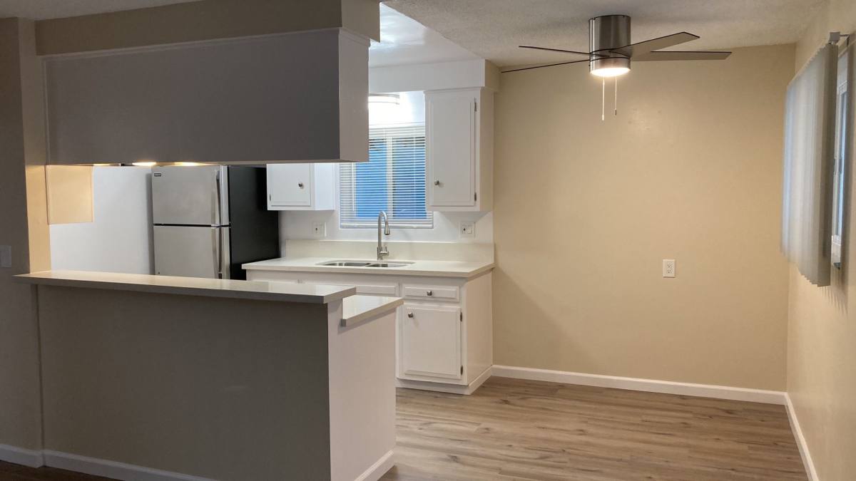 Apartment for rent at 3627 - 31 E, Long Beach, CA 90803
