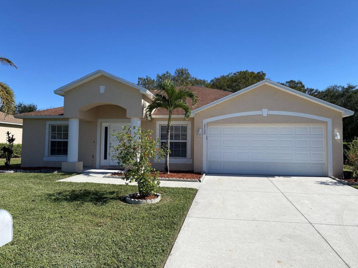 House for rent at 2720 Soaring Hawk Dr, Fort Myers, FL 33905
