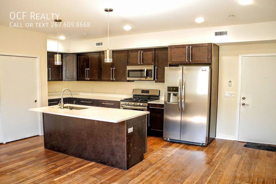 Apartment for rent at 934 S 5th St #B2, Philadelphia, PA 19147