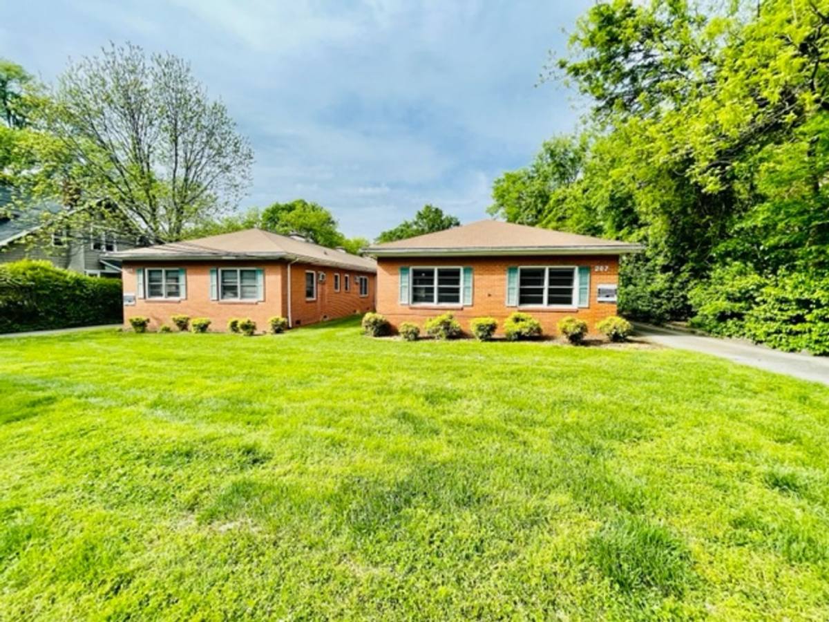 Apartment for rent at 207 Leftwich St, Greensboro, NC 27401