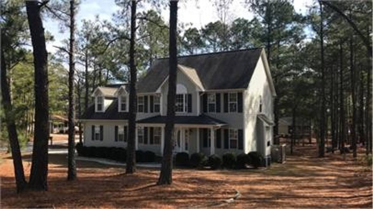 House for rent at 16 Crown Point, Sanford, NC 27332