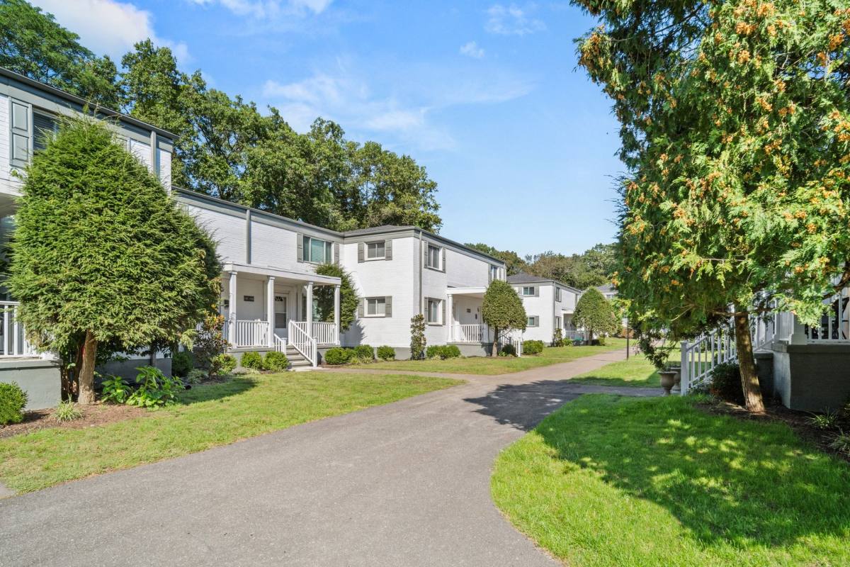 Apartment for rent at 41 Wolfpit Ave, Norwalk, CT 06851
