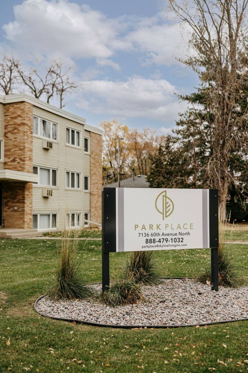 Park Place Off Broadway, 7136 60th Ave N, Minneapolis, MN 55428 - Apartment for Rent - Image 2