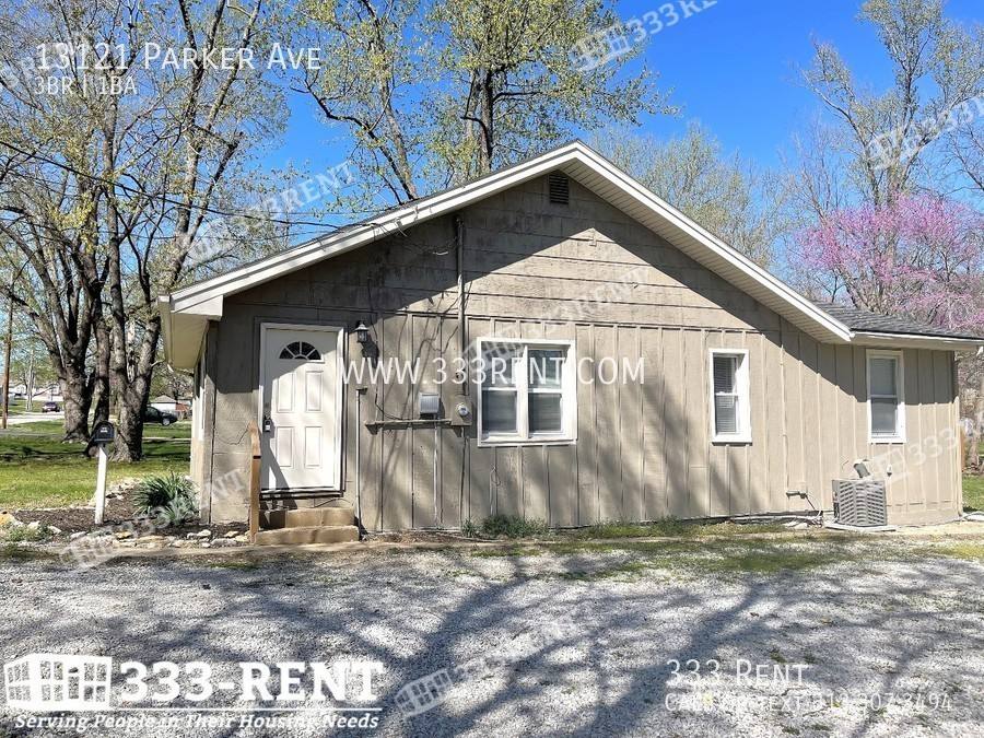 House for rent at 13121 Parker Ave, Grandview, MO 64030
