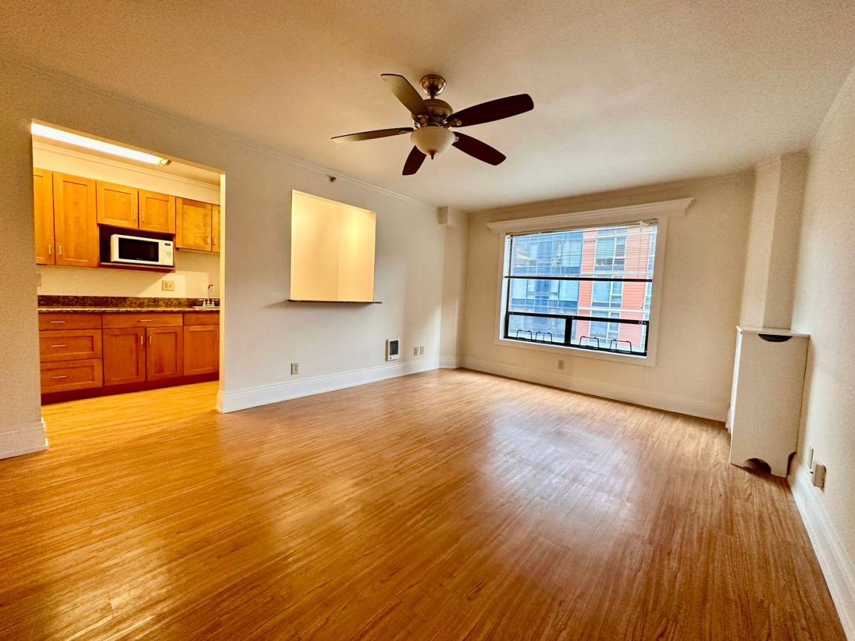 Apartment for rent at 720 Seneca St, Seattle, WA 98101