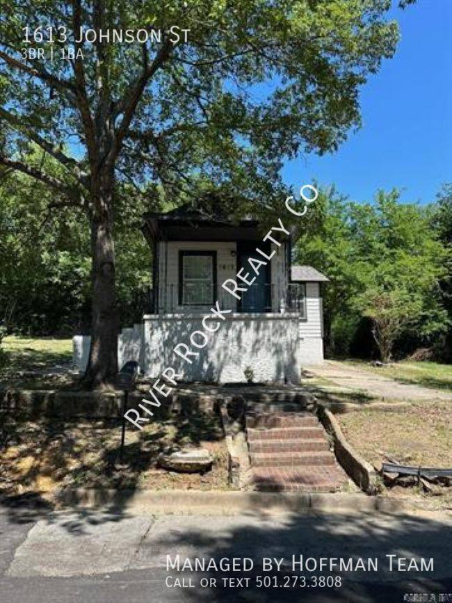 House for rent at 1613 Johnson St, Little Rock, AR 72204