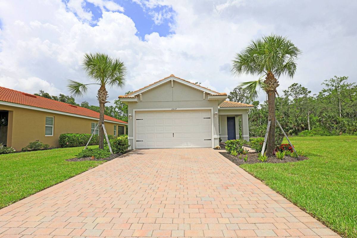 House for rent at 2017 Summersweet Dr, Alva, FL 33920