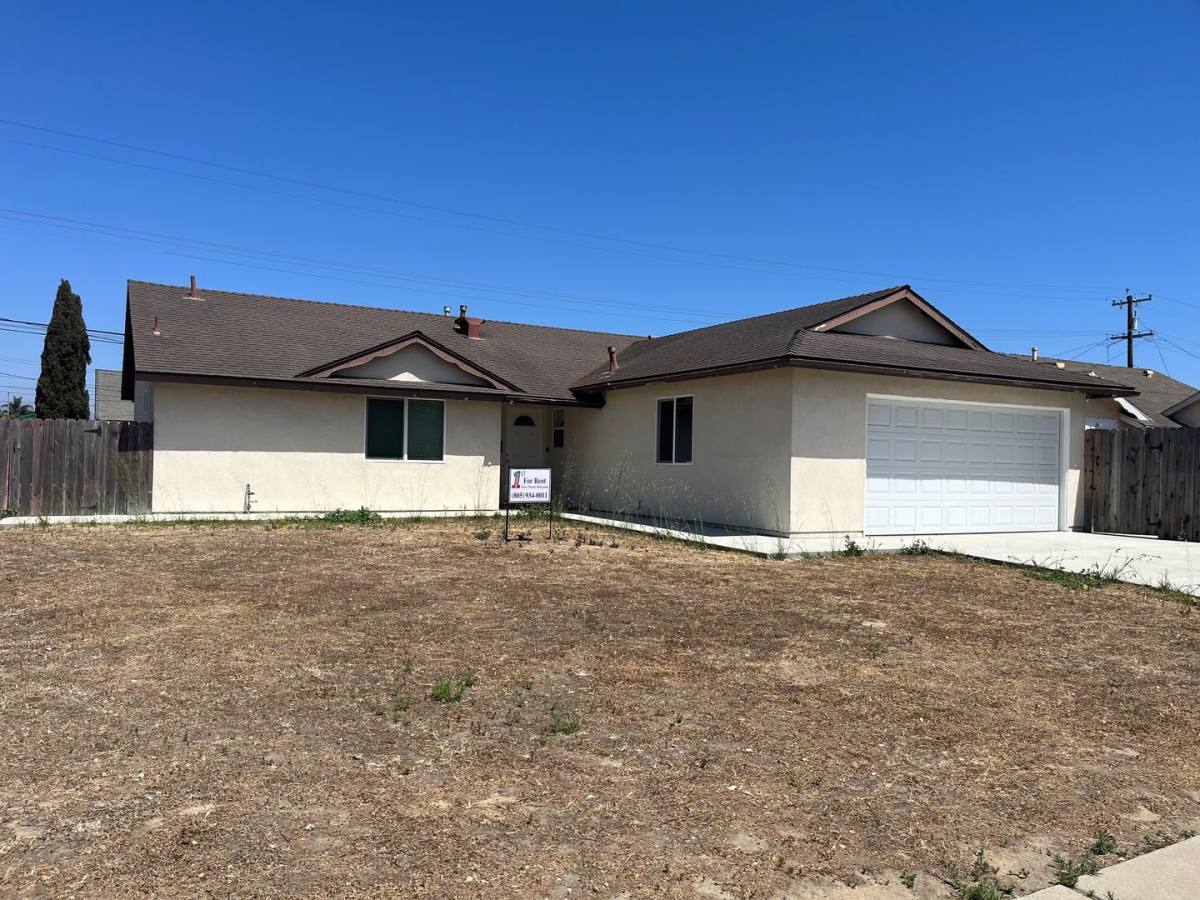 1642 Alison Ave, Santa Maria, CA 93458