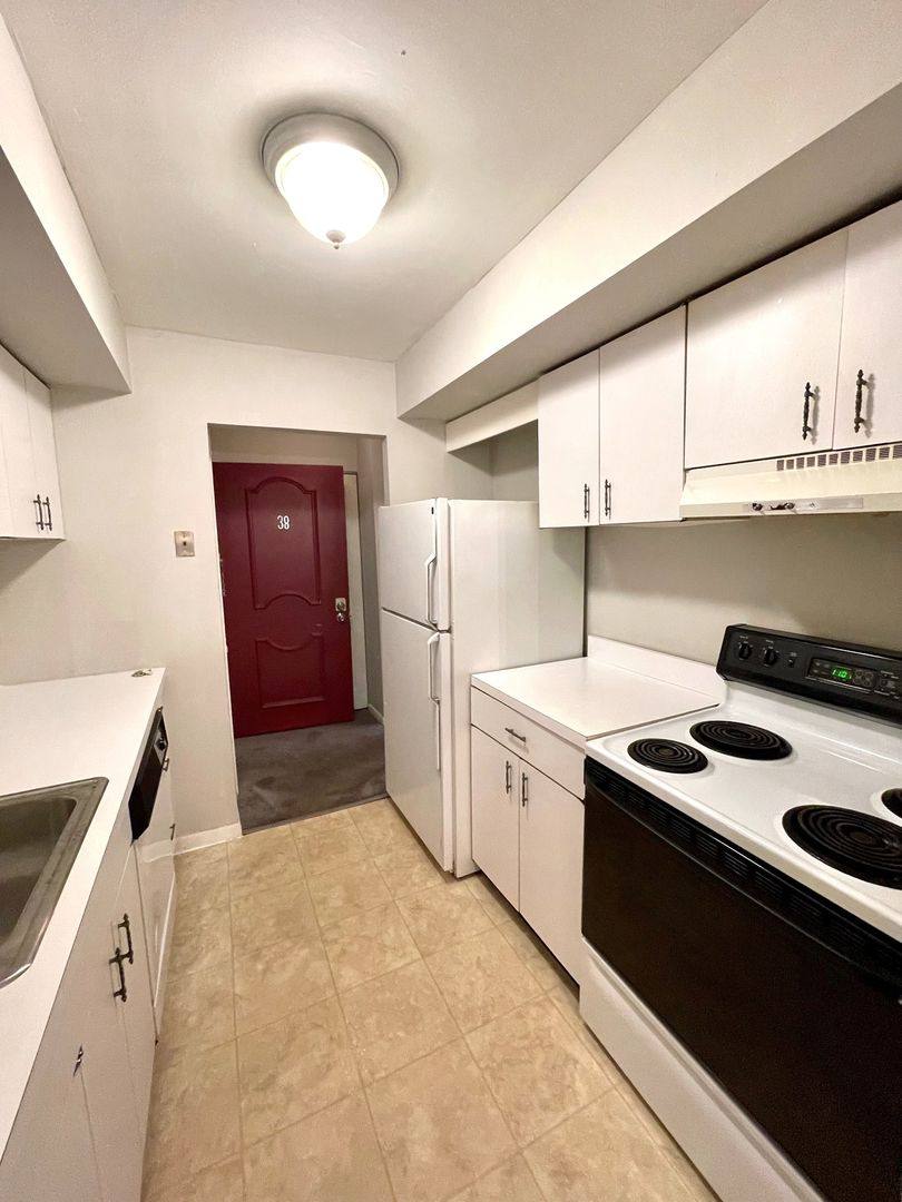 Apartment for rent at 1000 Macdade Blvd, Chester, PA 19013