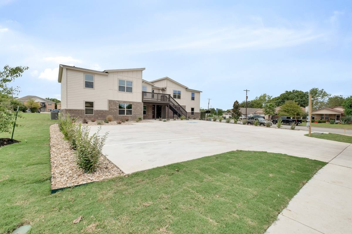 Apartment for rent at 2200 Creekside Lane, Georgetown, TX 78626