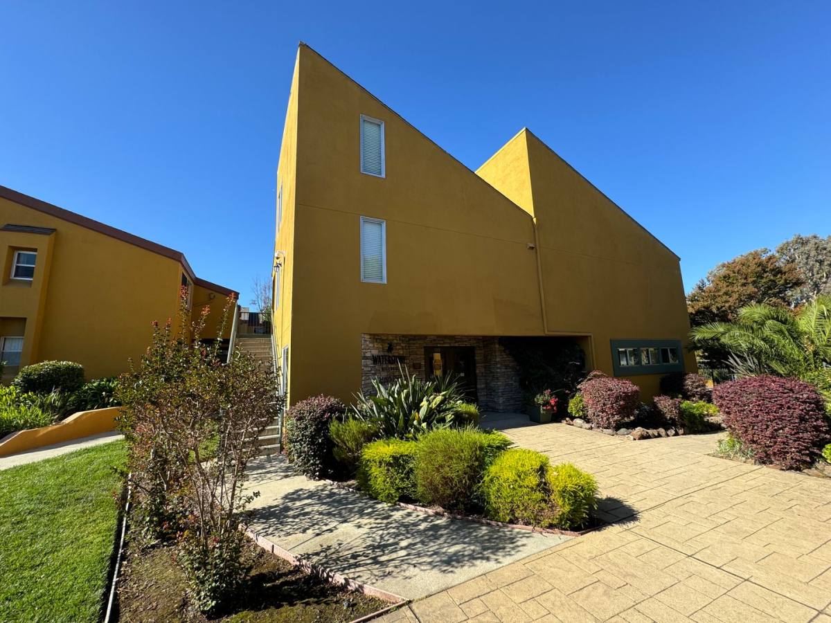Apartment for rent at 509 Poplar Ave, Millbrae, CA 94030