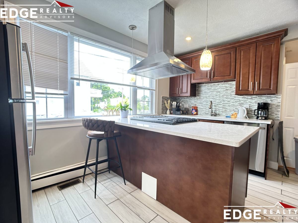 Apartment for rent at 59 Myrtle St #2, Watertown, MA 02472