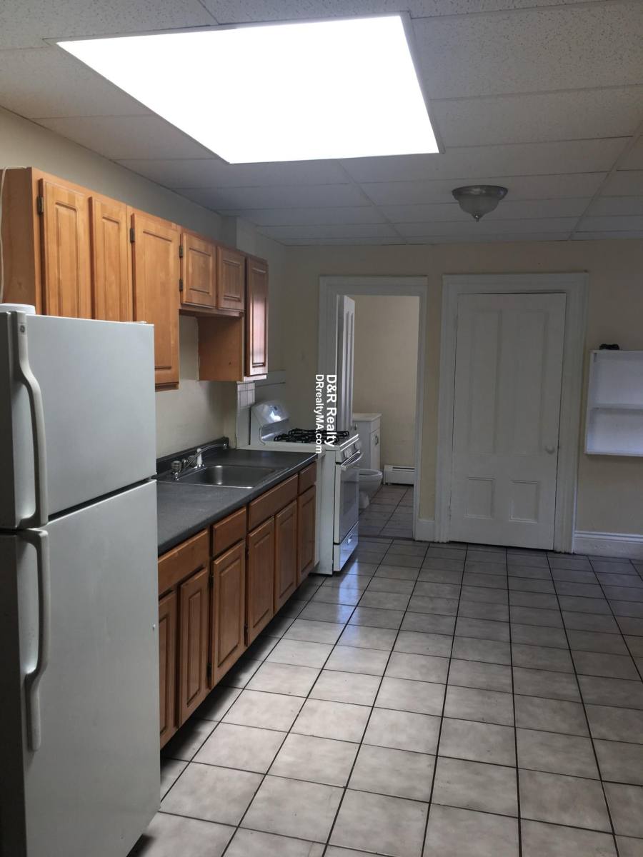 Apartment for rent at 179 Harvard St #3, Cambridge, MA 02139