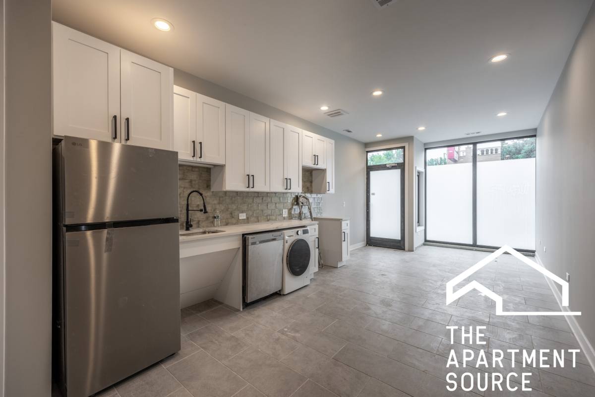 Apartment for rent at 5416 W Belmont #1, Chicago, IL 60641