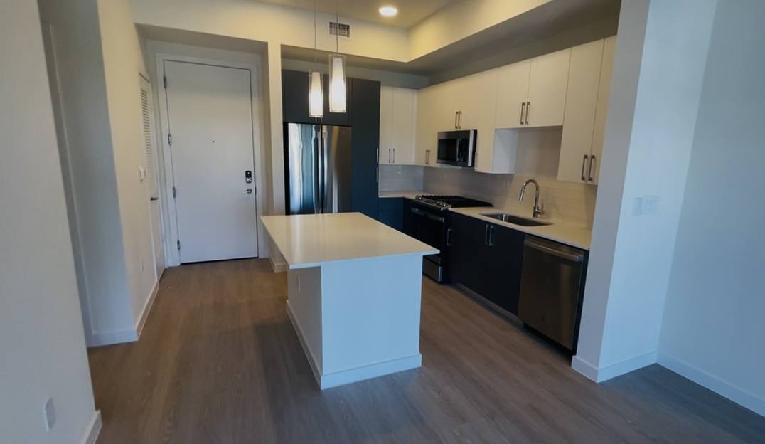 Apartment for rent at 2430 NE 188th St #701, Miami, FL 33180