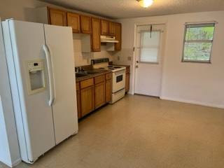 Apartment for rent at 4840 5th St, Zephyrhills, FL 33542