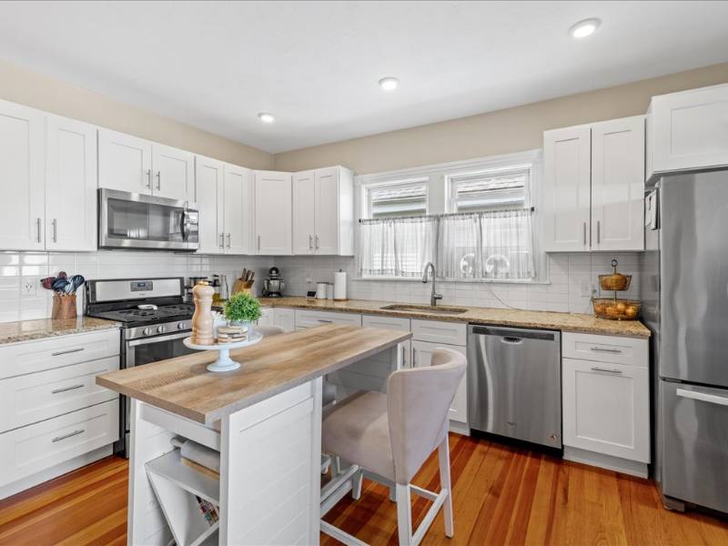 Apartment for rent at 20 Walnut St #2, Everett, MA 02149