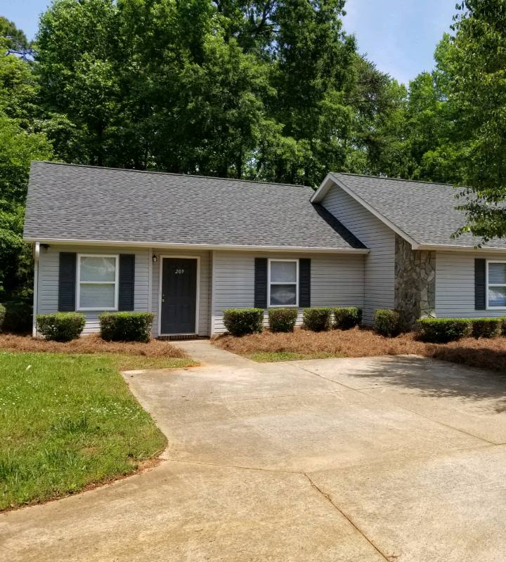 Apartment for rent at 217 Isle of Pines Rd, Mooresville, NC 28117