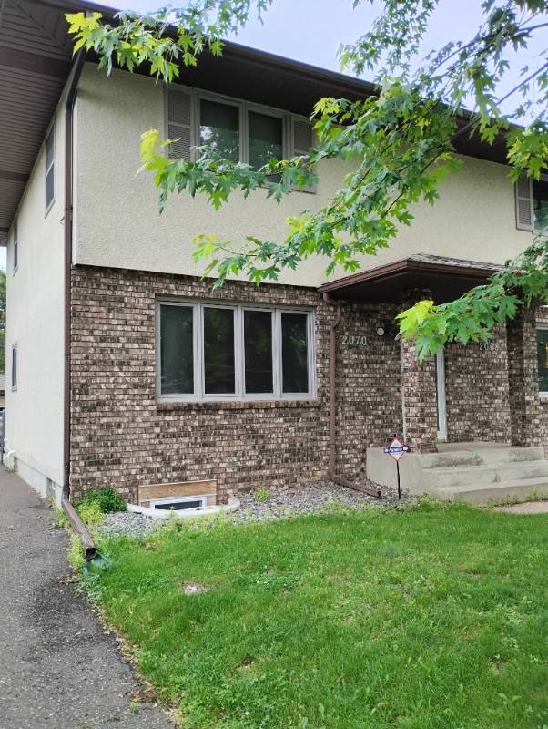 Townhouse for rent at 2070 English St, Saint Paul, MN 55109