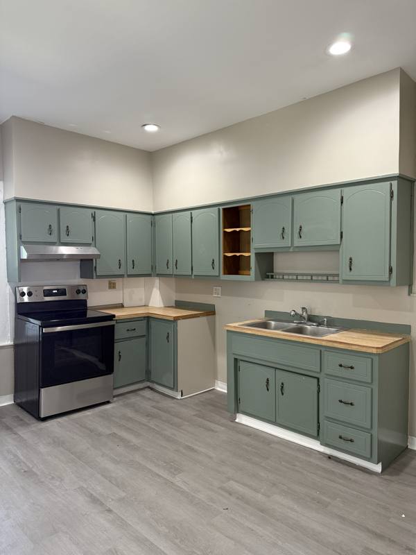 Apartment for rent at 1363 Capouse Ave, Scranton, PA 18509
