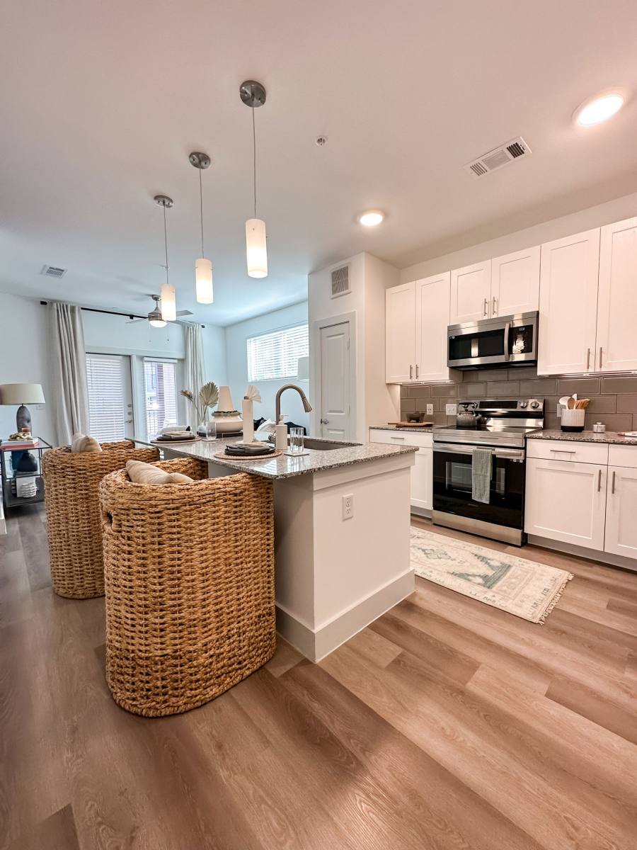 Apartment for rent at 480 Commons Dr #1315, Burleson, TX 76028