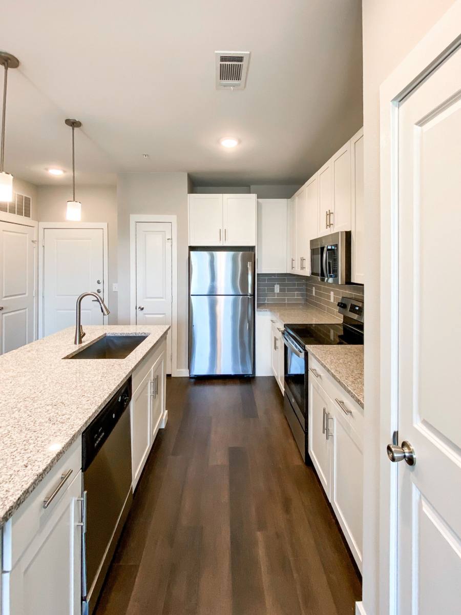 Apartment for rent at 1912 N Beckley Ave #3045, Dallas, TX 75208