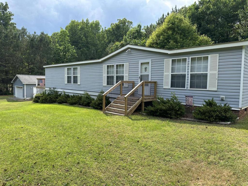 House for rent at 110 Poplar Dr, Macon, NC 27551