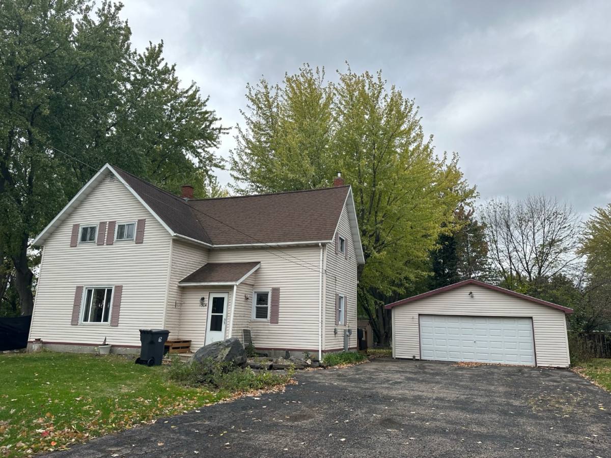 House for rent at 1904 S Washington Ave #1904 S- A, Marshfield, WI 54449