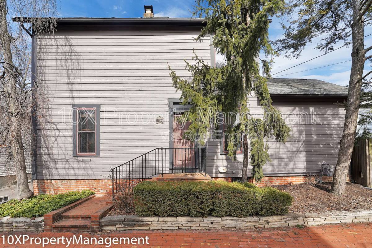House for rent at 386 Jackson St, Columbus, OH 43206