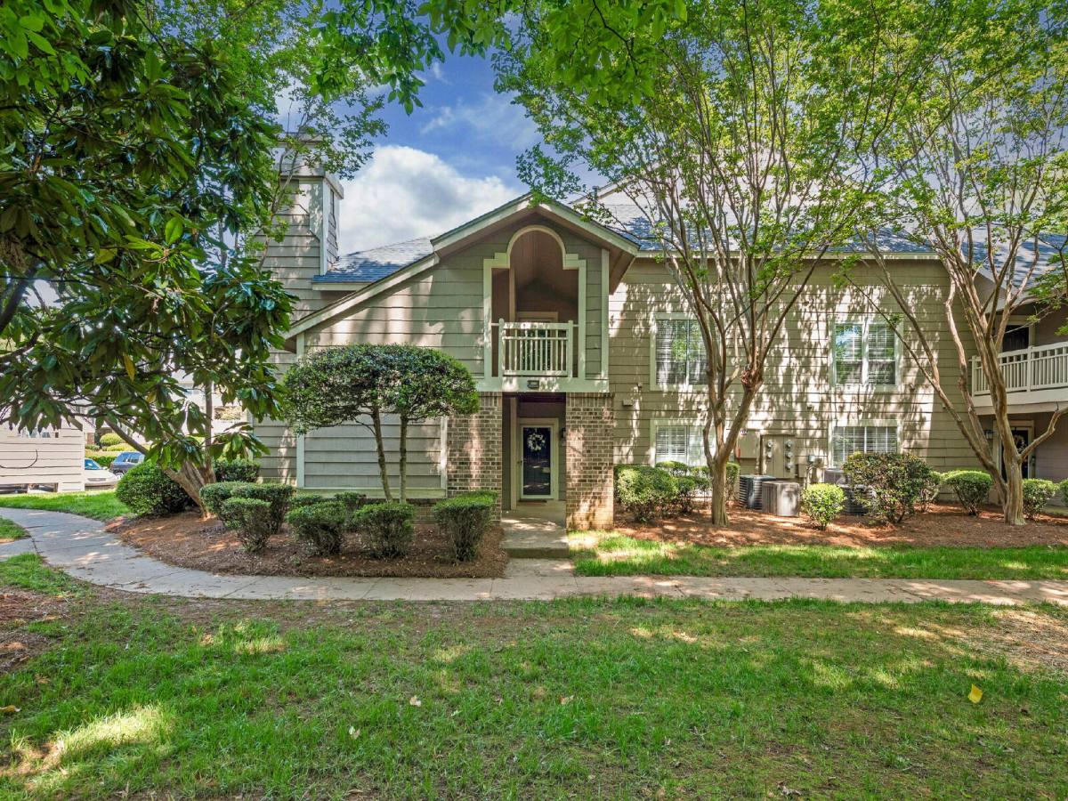 Condo for rent at 5011 Sharon Rd #J, Charlotte, NC 28210