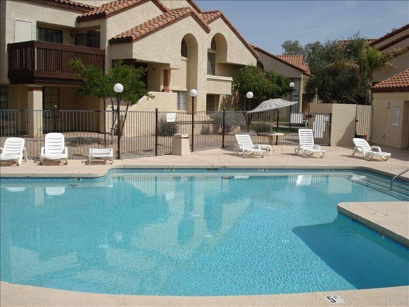 Townhouse for rent at 609 E Mesquite Circle #E-125, Tempe, AZ 85281