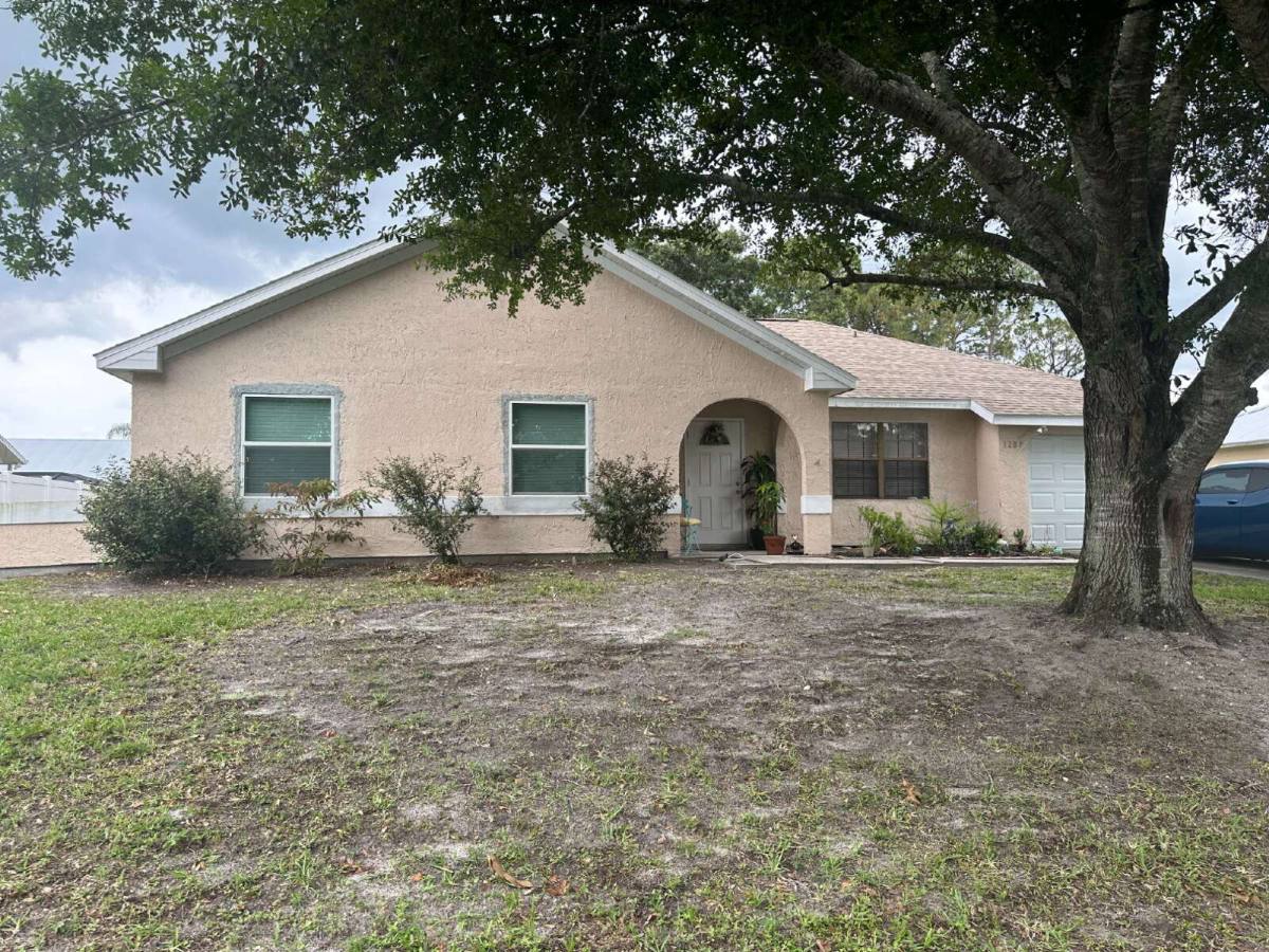 House for rent at 1287 Lingen Ave NW, Palm Bay, FL 32907
