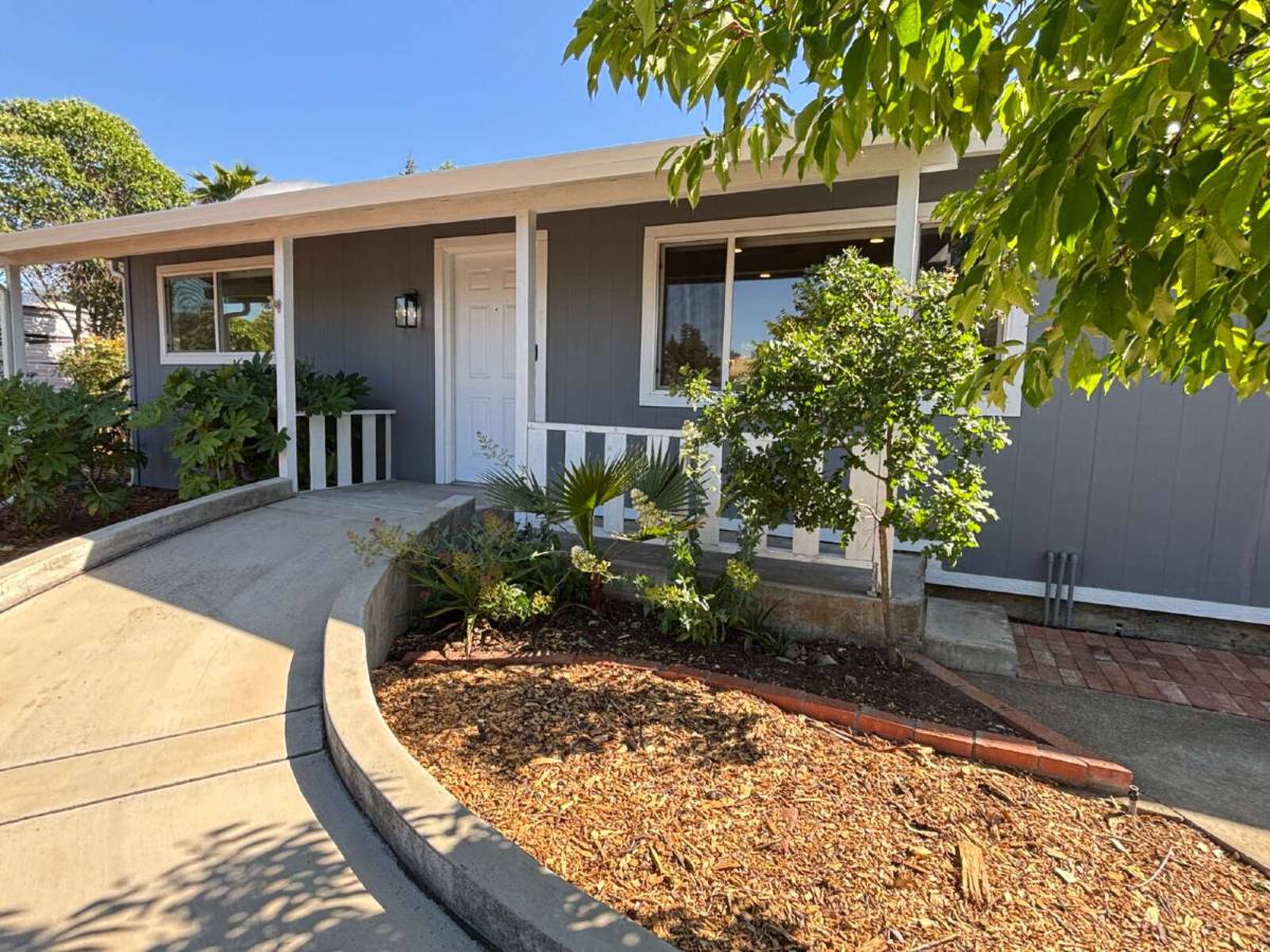 House for rent at 5040 Bonwell Dr, Concord, CA 94521