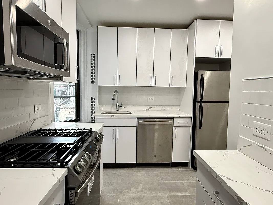Apartment for rent at 25 W 68th St #8FF, New York, NY 10023