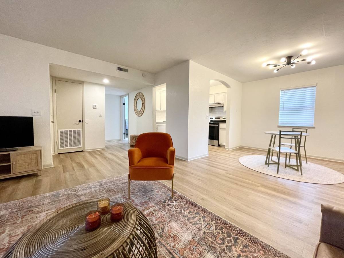 Apartment for rent at Isabella at Norman, 1922 Fillmore Ave #1922 B, Norman, OK 73072