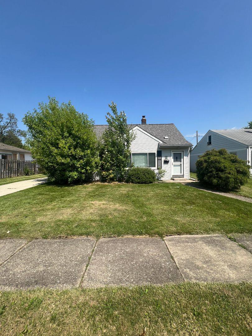 House for rent at 23078 Rosalind Ave, Eastpointe, MI 48021