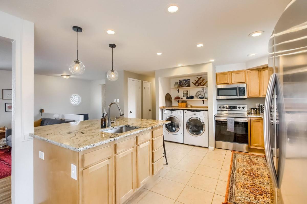 Apartment for rent at 10976 W 62nd Ave, Arvada, CO 80004