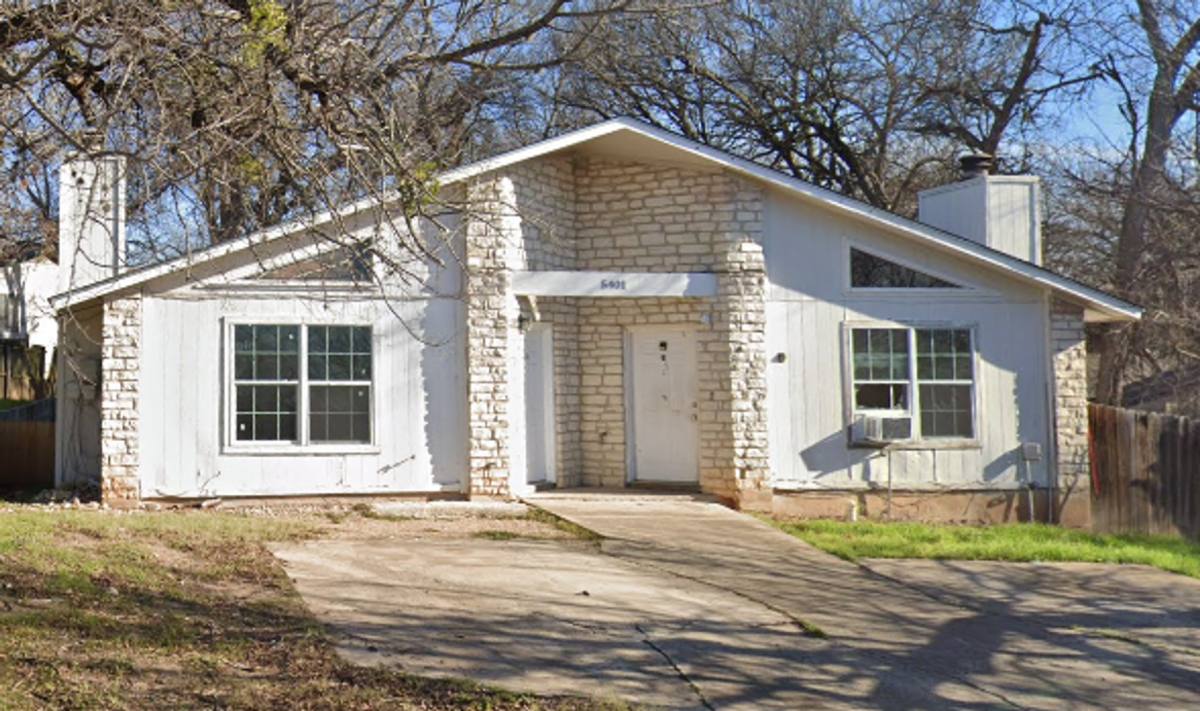 Apartment for rent at 5401 Atacosa Dr, Austin, TX 78744