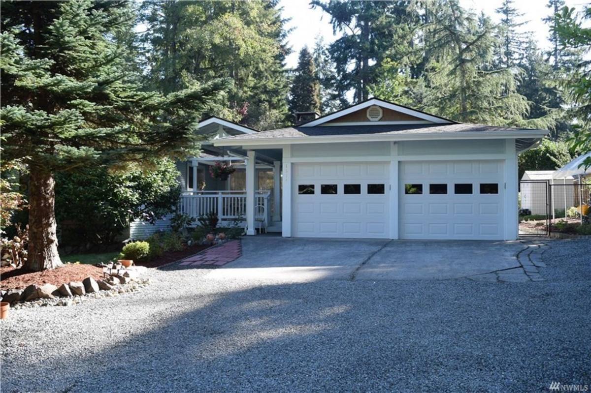 House for rent at 1614 216th Ave SE, Sammamish, WA 98075