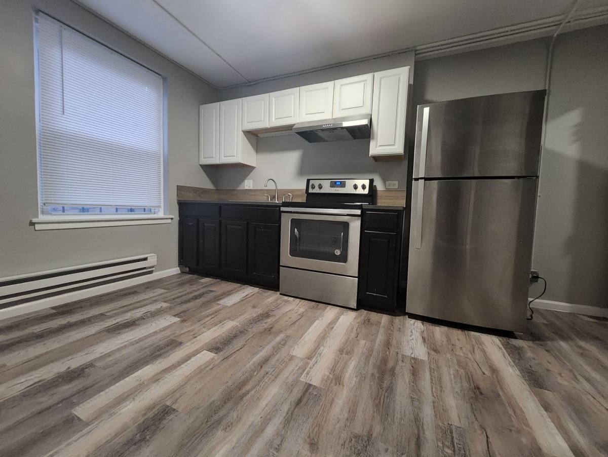 Apartment for rent at 7270 S Shore Dr, Chicago, IL 60649