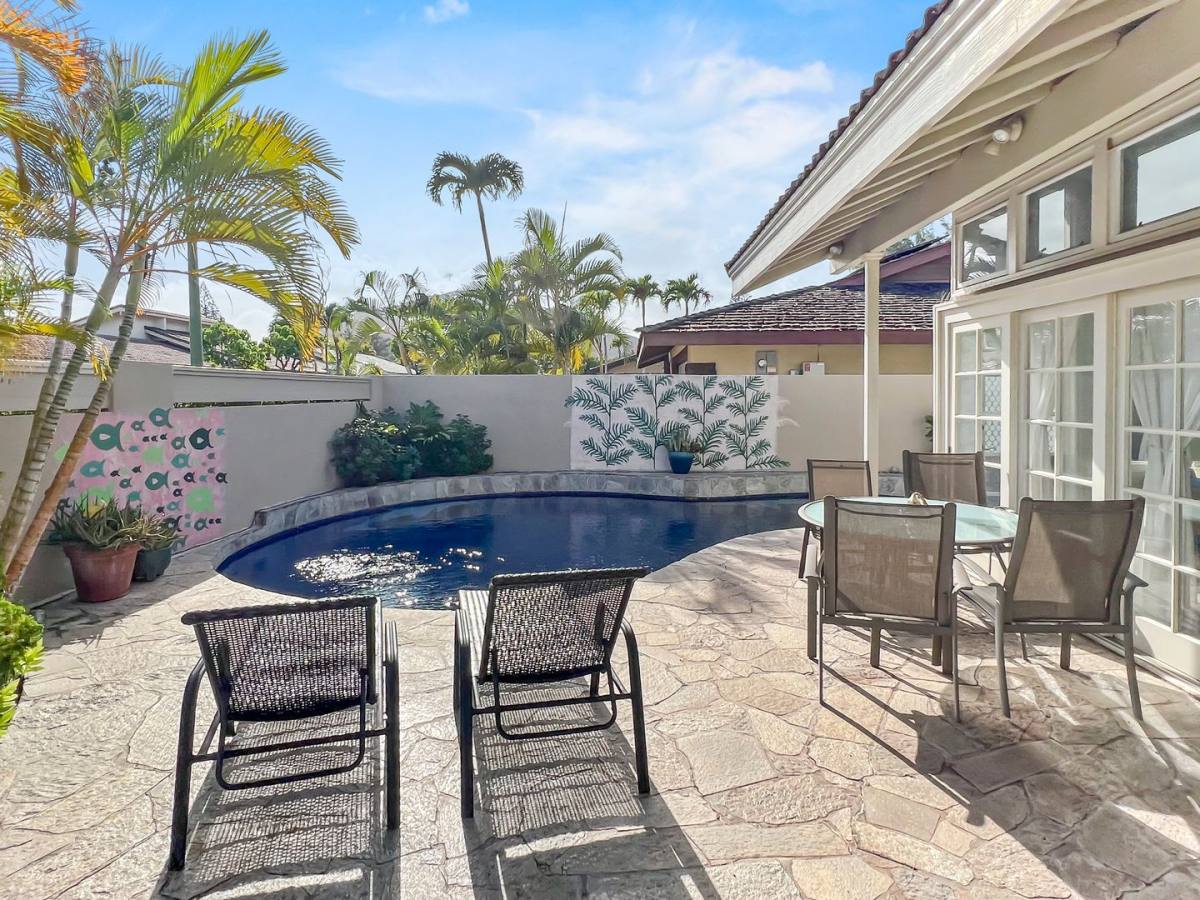 House for rent at 7882 Makaaoa Place, Honolulu, HI 96825