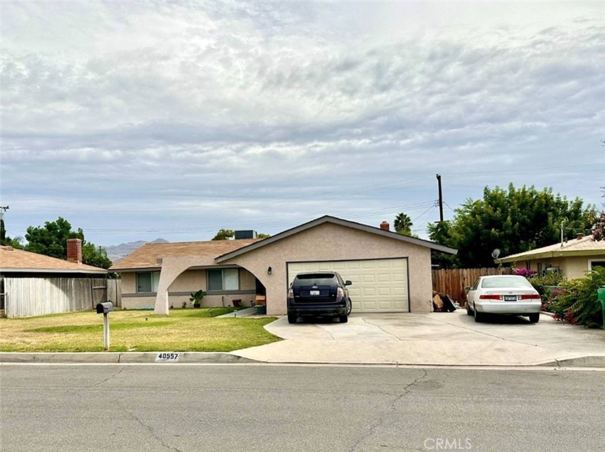 House for rent at 40557 Mayberry Ave, Hemet, CA 92544